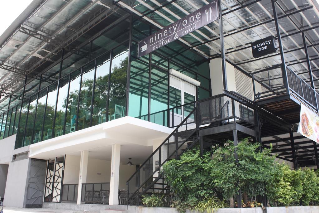 Tambun Inn Hotel Ipoh Exterior foto